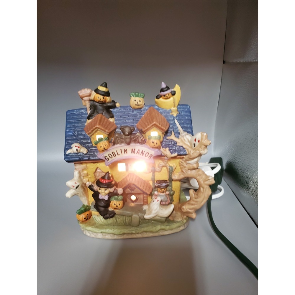 VINTAGE RARE PARTY LITE "GOBLIN MANOR" PORCELAIN LIGHTED HOUSE